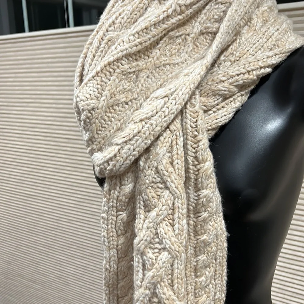 Banana Republic Italian Wool-Blend Cable-Knit Scarf
